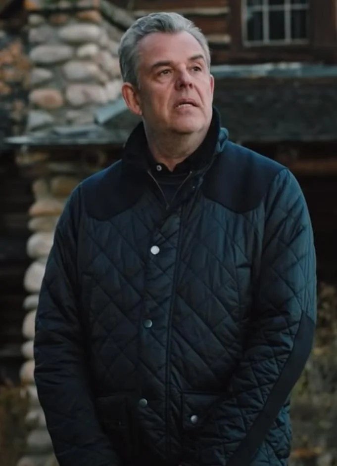 Dan-Jenkins-Quilted-Jacket-Yellowstone-Tv-Jackets-Display