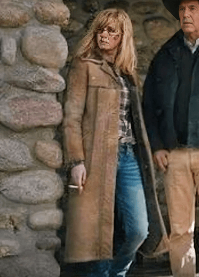 kelly-reilly-beth-dutton-leather-coat-yellowstone-tv-jacket-display